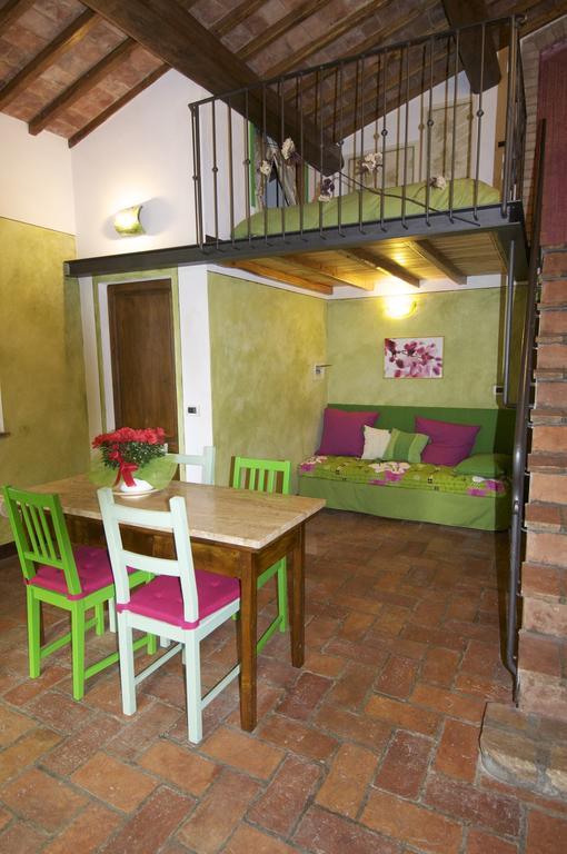 Villa La Capanna Di Panpepato à Rosia Chambre photo