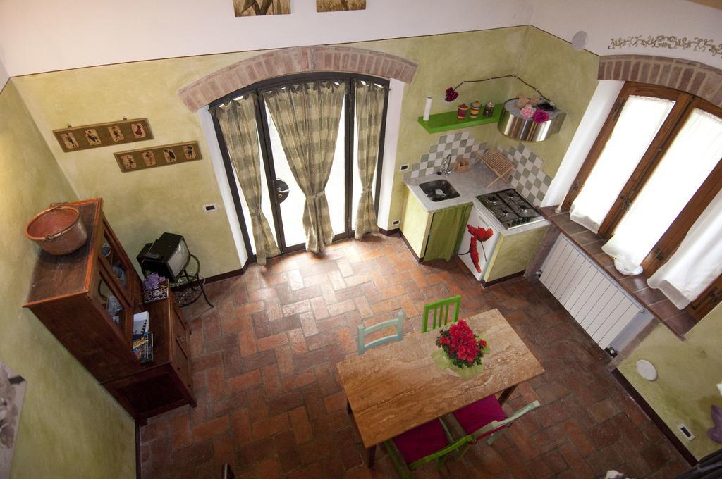 Villa La Capanna Di Panpepato à Rosia Chambre photo